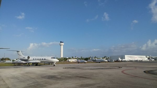 Miami-Opa Locka Executive Airport by null