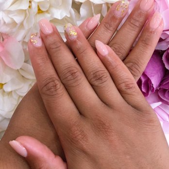 Bedazzled Nails and Spa - Nails by Phoenix - Waxing Near Me - Chicago, Illinois