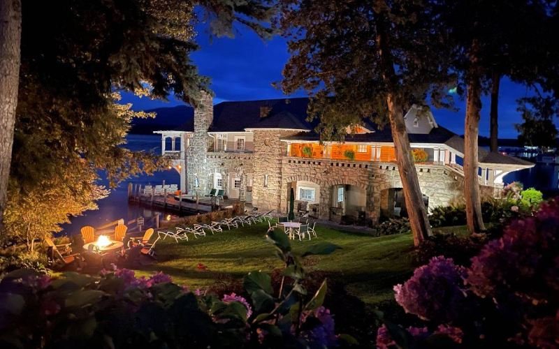 BOATHOUSE WATERFRONT LODGING 22 Photos & 17 Reviews 44 Sagamore Rd