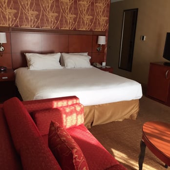 Courtyard by Marriott Bakersfield - Hotels Near Me - Bakersfield, California
