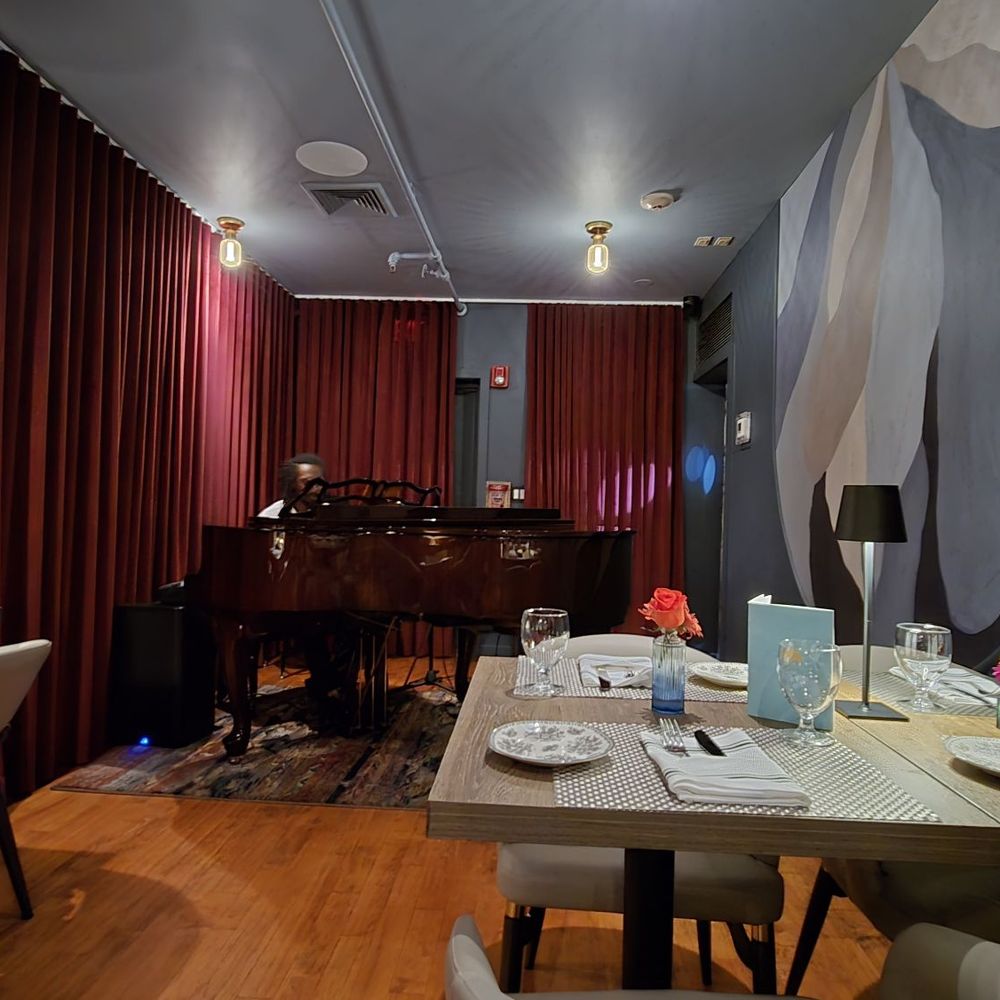 Oak & Vine - Piano room - Breakfast & Brunch Near Me - Glen Cove, New York Oak & Vine - Piano room - Breakfast & Brunch Near Me - Glen Cove, New York