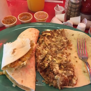 Dan's Hamburgers - Buda - Burgers Near Me - Buda, Texas