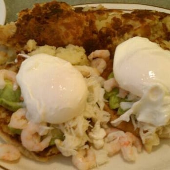 Min's Kitchen - Combination Benedict - American Near Me - Concord, California Min's Kitchen - Combination Benedict - American Near Me - Concord, California