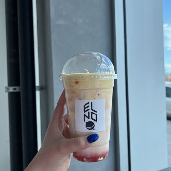 ELNO - Strawberry Shortcake - Coffee & Tea Near Me - Panorama City, California