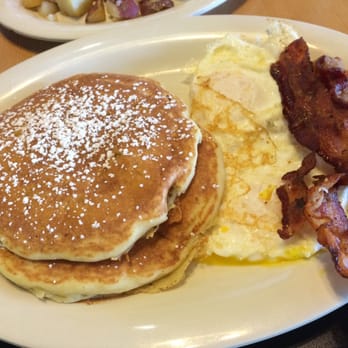 Eggs Up Grill - Breakfast & Brunch Near Me - Myrtle Beach, South Carolina