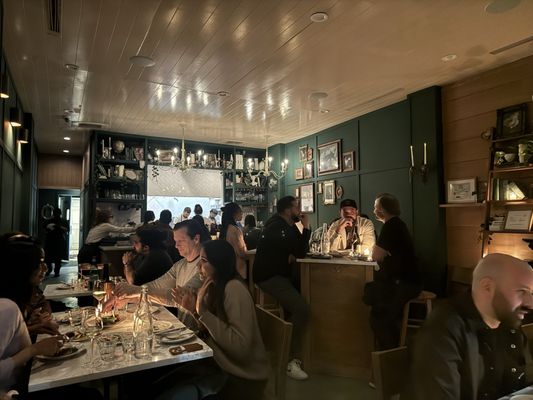 Bar Monette by null