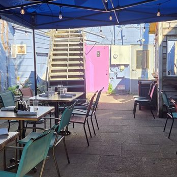 Sunrise Cafe - Patio - New American Near Me - Yellow Springs, Ohio