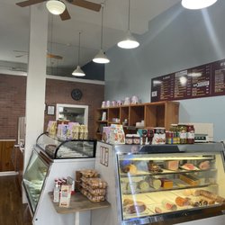 Tradicional Italian Deli - Traditional Italian deli