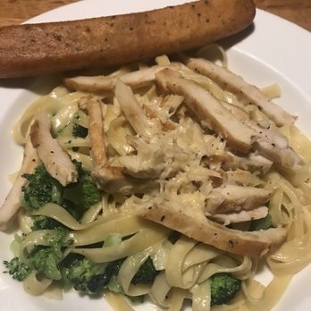 Applebee's Grill + Bar - American Near Me - Houghton, Michigan
