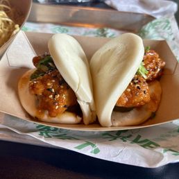 Chicken Bao Buns Chicken Bao Buns
