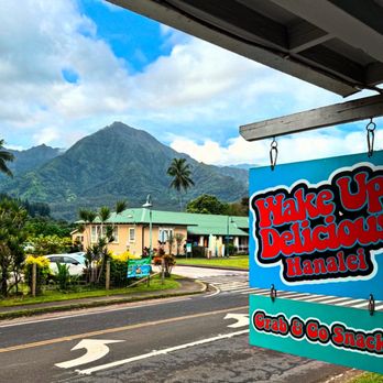 Wake Up Delicious - view from one of the 3 table they have... - Hawaiian Near Me - Hanalei, Hawaii