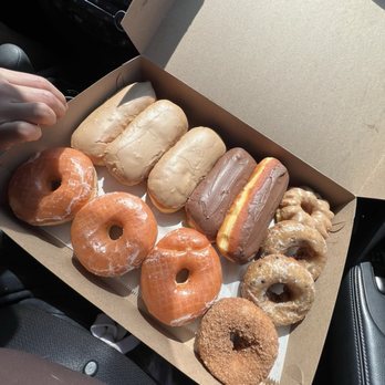 The Donut Palace - Donuts Near Me - Lakewood, California The Donut Palace - Donuts Near Me - Lakewood, California