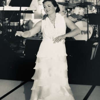 Aloha Hula - Aunty Lyn-Del, mahalo e kau kumu no ka hula ku'ina o ho'omale.  It was a memorable moment. Aloha ia'oe - Performing Arts Near Me - Granada Hills, California