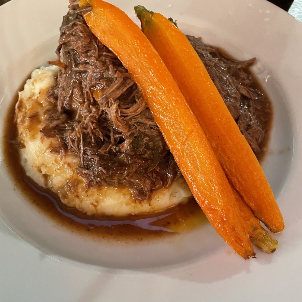 Pot roast dish