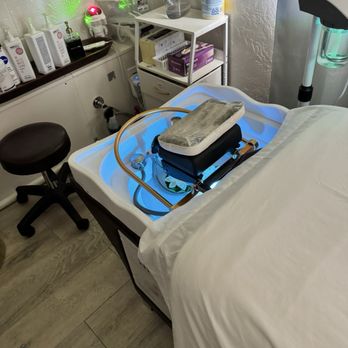 Hannah Beauty and Spa - A close up - Eyelash Service Near Me - Placerville, California
