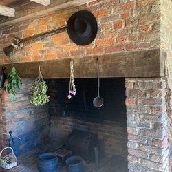 Aptucxet Trading Post Museum - Inside hearth