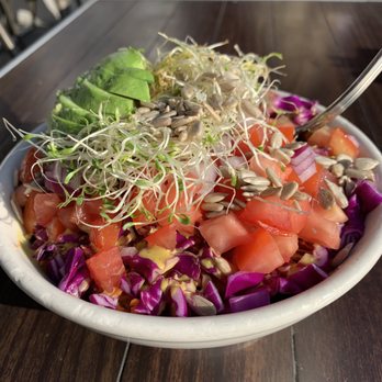 Active Culture - Veggie bowl with avocado - Juice Bars & Smoothies Near Me - Laguna Beach, California
