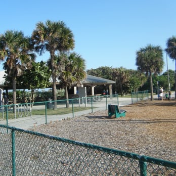 Howard E. Futch Memorial Park - Of course it has a playground. - Parks Near Me - Indialantic, Florida