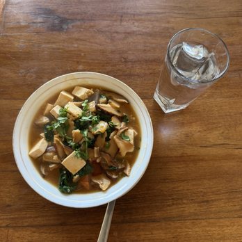Cafe Tibet - Vegan Restaurant - Tofu W/ Mushroom & Spinach - Vegetarian Near Me - Berkeley, California
