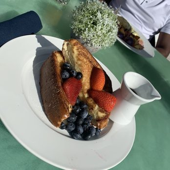 Area 31 - Seafood Near Me - Miami, Florida