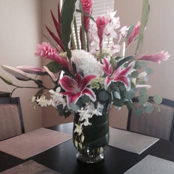 Kimberly's Flowers - A absolutely amazing arrangement Kim put together for me. The aroma makes me feel like I'm on a tropical island. - Florists Near Me - San Clemente, California