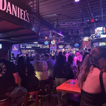 Honky Tonk Central - Bars Near Me - Nashville, Tennessee Honky Tonk Central - Bars Near Me - Nashville, Tennessee