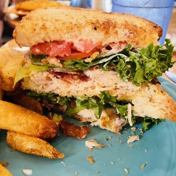 Mountainview Station - Turkey club - American Near Me - Center Ossipee, New Hampshire