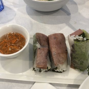 Pho Queen - Spring rolls with sausage - Vietnamese Near Me - Pleasanton, California Pho Queen - Spring rolls with sausage - Vietnamese Near Me - Pleasanton, California