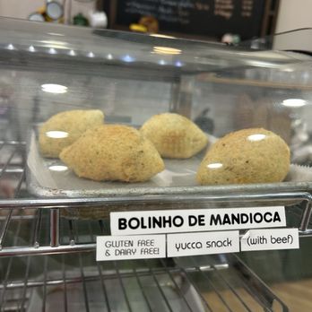 Café Com Leite - Bolinho - Cafes Near Me - Phoenixville, Pennsylvania