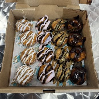 Sugar Llamas - 16 Donuts - Donuts Near Me - Edmond, Oklahoma Sugar Llamas - 16 Donuts - Donuts Near Me - Edmond, Oklahoma