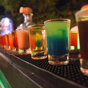 AM bartending - Bartenders Near Me