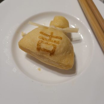 Haidilao Hot Pot - Chinese Near Me - Markham, Ontario