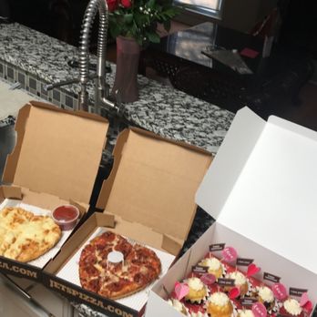 Jet's Pizza - Heart shaped Detroit style deep dish pizza and cheese sticks for Valentine's Day! - Pizza Near Me - Charlotte, North Carolina Jet's Pizza - Heart shaped Detroit style deep dish pizza and cheese sticks for Valentine's Day! - Pizza Near Me - Charlotte, North Carolina