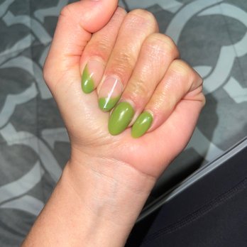 Nails and lashes by Ashley  - Color coming off, acrilyc not even lasting 1 week - Eyelash Service Near Me - Paramount, California