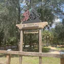 Markham Woods Trail