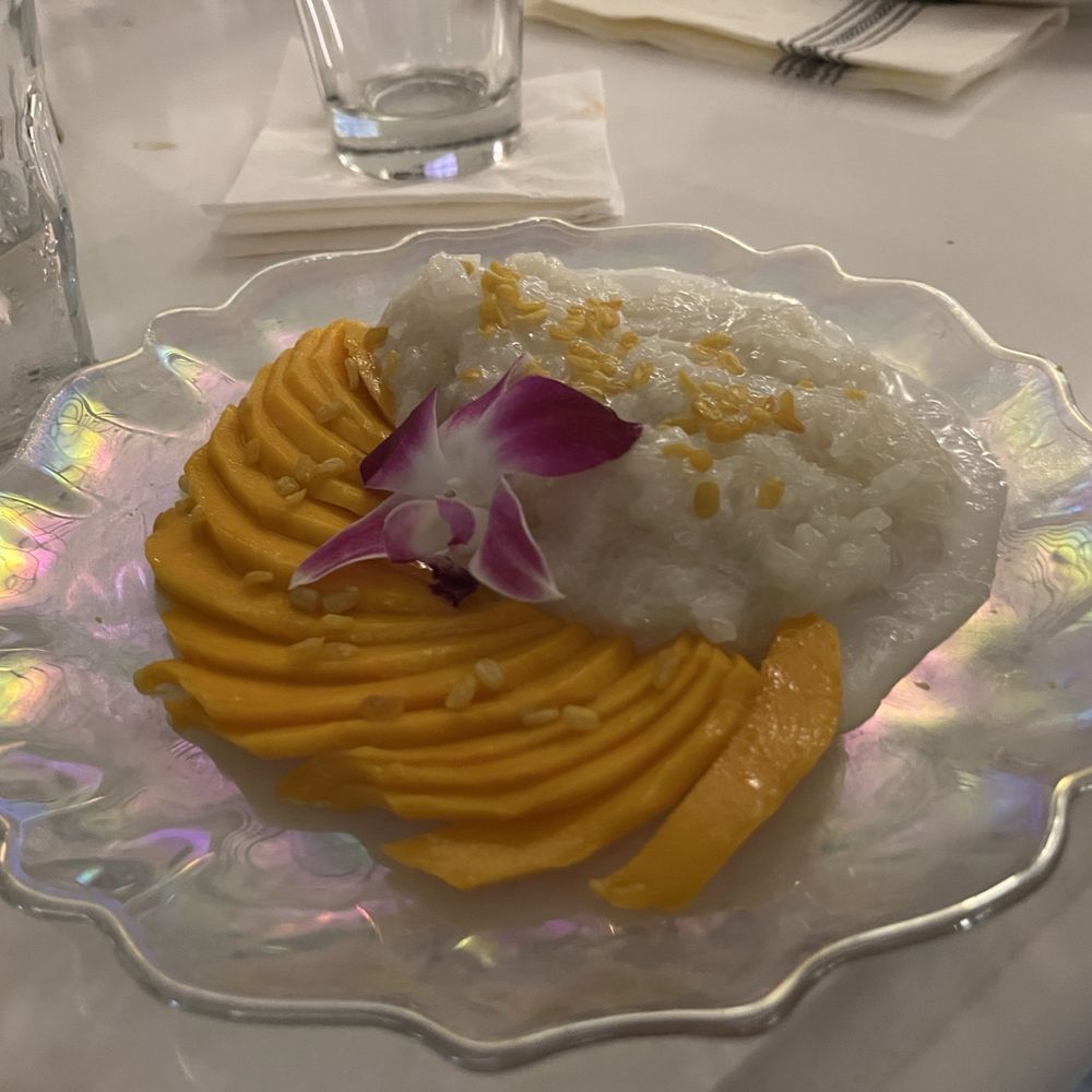Mango sticky rice