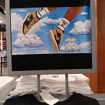 Champs Sports - Sporting Goods Near Me - Grapevine, Texas Champs Sports - Sporting Goods Near Me - Grapevine, Texas
