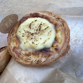 Na Tart - Durian egg tart - Desserts Near Me - New York, New York Na Tart - Durian egg tart - Desserts Near Me - New York, New York