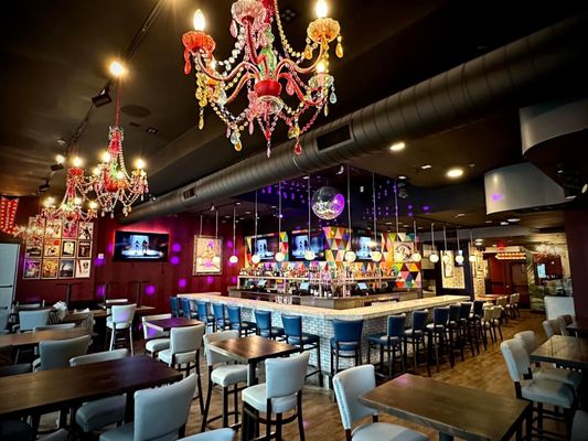 Roscoe’s Bar & Burgers by null