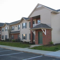 Arbors at Water's Edge Apartments