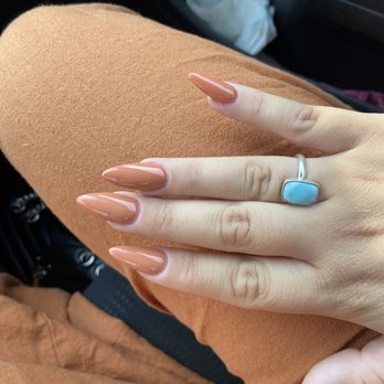 Glossy Nails - Nail Salons Near Me - Rocklin, California