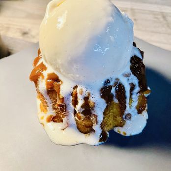 Mamma Mia - Bread Pudding - Italian Near Me - Riverside, California