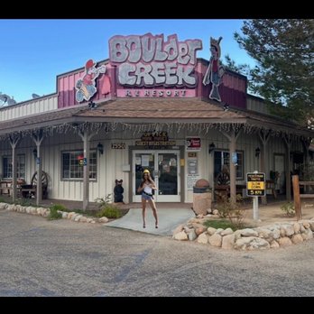 Boulder Creek RV Resort - The check in staff is super nice explaining the construction workers - RV Parks Near Me - Lone Pine, California Boulder Creek RV Resort - The check in staff is super nice explaining the construction workers - RV Parks Near Me - Lone Pine, California