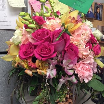 Fantasy Flower & Gift - Florists Near Me - Lynwood, California