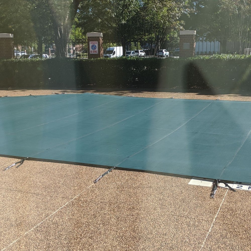 Hotel Capstone - Pool closed :( - Hotels Near Me - Tuscaloosa, Alabama