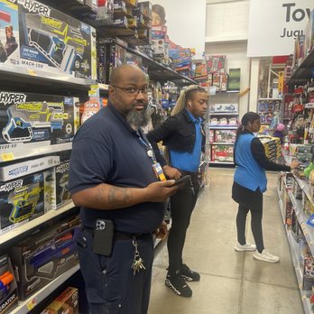 Walmart Supercenter - This manager needs to be replaced SHM - Department Stores Near Me - Humble, Texas