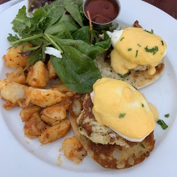 Copinette - Crab Cake Eggs Benedict - French Near Me - New York, New York