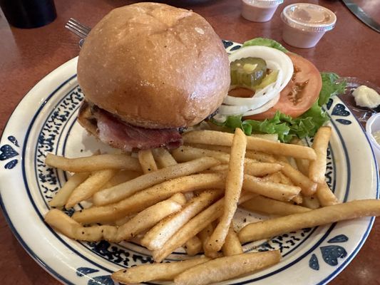 O.S.G. Cafe Photos