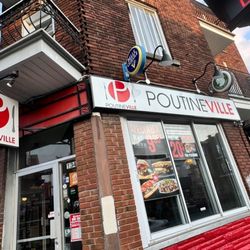 Poutineville - Outside restaurant