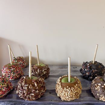 Grand Lake Chocolates - Freshly dipped caramel apples - Candy Stores Near Me - Grand Lake, Colorado Grand Lake Chocolates - Freshly dipped caramel apples - Candy Stores Near Me - Grand Lake, Colorado